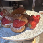 RACINES Boulangerie & Bistro - 