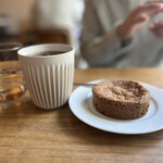 ベーリング プラント - ブラックジンジャー¥580/塩チョコと黒糖のブラウニー¥420