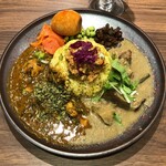 胡粋 - 3種盛り+ヤンニョム玉子