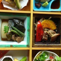 御曹司きよやす邸 鎌倉プリンスホテル店 - きよやす 松花堂弁当