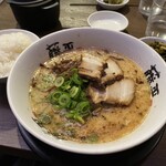 らー麺藤平 - 料理写真: