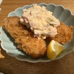 洋食堂 すずき - 牡蠣のフライと赤蕪のタルタルソース