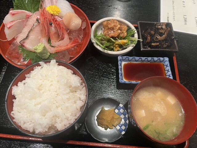 Umi no Kura Goto photo 2