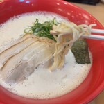 麺道 しゅはり 三宮センタープラザ店 - 