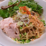 アジトイズム - 【イレギュラー】創作冷やしまぜそば（旧名サマソニ）800円