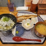 ひものや 官兵衛 - 