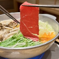 神戸牛 しゃぶしゃぶ おもき 離れ 銀座店 - 【鍋物】
                ・神戸牛出汁しゃぶ　神戸牛赤身　野菜盛　季節の４種塩