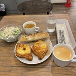 NOBU Cafe - 料理写真:NOBU セット（好きなパン3個：りんごディニュシュ
、グラタンパイ、ウィンナーフランス）、サラダ、スープ、コーヒー