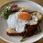 喫茶室baton - トースト・ボロネーゼ¥1,045