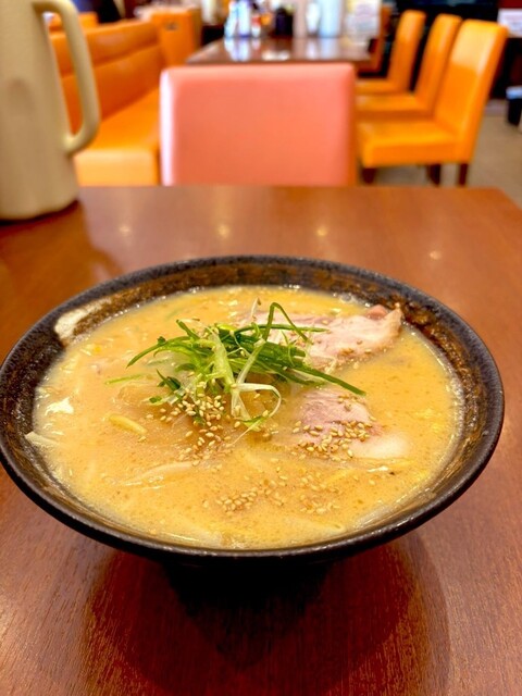 はじめて : ラーメンの王道 北浜商店 昭和店