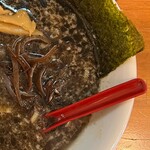 麺屋 だいくう - マルト醤油黒豚骨中華そば　右