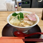手打ち正麺 Hachimitsu - 