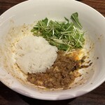 汁なし担担麺ピリリ - ライスをイン。