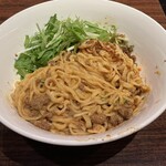 汁なし担担麺ピリリ - 混ぜるとこんな感じ。