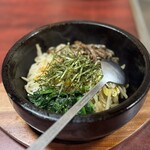 焼肉家東貴 - 石焼ビビンパ