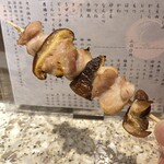 伸喜 - しいたけ肉　200円