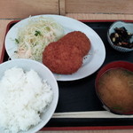 赤松パーキングエリア（上り線）モテナス - コロッケ定食　650円