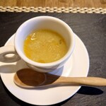 創作天ぷらと酒とワイン ぷらりん - 春キャベツのスープ