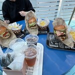 淡路島バーガー 俺の駅 - 