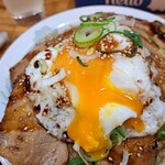 人生食堂 こばやし - チャーシューエッグ丼