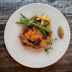 Golden Grand Grill Aoyama - 国産鶏もも肉のロースト