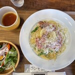 Secret Base JO-9, cafe - 妻のパスタ