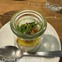 レ・ピコロ - こちらの名物玉ねぎプリン