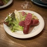 ペル メル - ■特製フランク サラダ添え （一本） ￥800