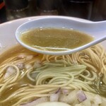 ヌードル＆スパイスカレー 今日の1番 - 絶品いつ飲んでも飽きないスープ！