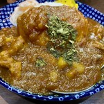 ヌードル＆スパイスカレー 今日の1番 - フルーツカレー　あっぷ　1/2