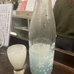金町製麺 - まんさくの花 微炭酸の美味しい日本酒　700円（半合）