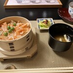 とうふ屋うかい - 桜海老ご飯　味噌汁　香の物