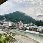 水明館 - 朝の下呂温泉街です。
