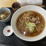 十割そば家 - 親鶏ラーメン