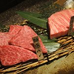 炭焼肉 石田屋。 - 