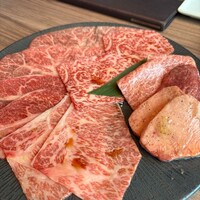 焼肉うしごろ 新宿三丁目店 - 