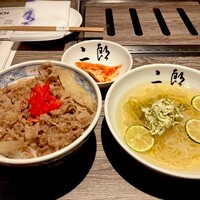 焼肉&手打ち冷麺 二郎 KANAYAMA - 