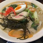 駕籠休み - 月替わり 濃厚豚骨掛け