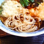 やぶ善 - 柔くない茹で加減が丁度よい塩梅。