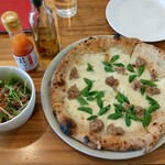 スプーン - サラダ食べる時、箸が有るのは本当に有り難い
