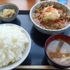 箱ざき食堂～米ともつ煮 ホルモン定食～