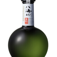 八海山 金剛心　純米大吟醸酒 (+4)　800ml