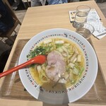 どうとんぼり 神座 関西国際空港 Tasty Street店 - 