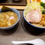 舎鈴 イオンモール幕張新都心 - ニラねぎつけめん(特盛)