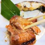 清元 - サ－モンのハラス焼き（アップ）