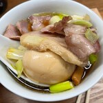 ヨコクラストアハウス - 味玉 昆布水つけ麺 ちょい肉増し 醤油(大) 1560円