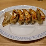 舎鈴 イオンモール幕張新都心 - 餃子