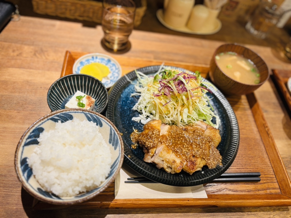 洋食膳処 ハレレア - Apple Maps
