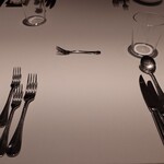 THE COSMOPOLITAN GRILL BAR TERRACE - テーブルまわり②