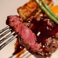 THE COSMOPOLITAN GRILL BAR TERRACE - 断面はこんな感じ